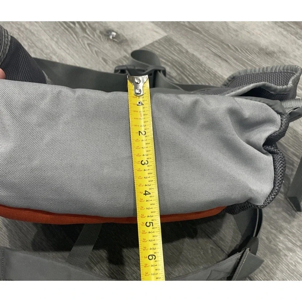 Kelty Kestrel‎ lumbar Pack 550 Cu In Hiking Camping Outdoor Orange Gray Backpack